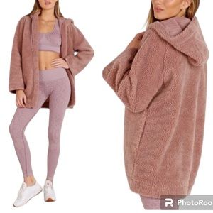 Varley Cowan Sherpa Muted pink Oversized Coat Size M/L